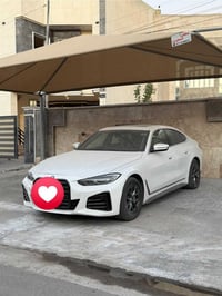 Bmw2024 ماشيه 18 الف  سياره حادثه جنطه بسيط حار بسيط بيه  اخت كلين كفا...