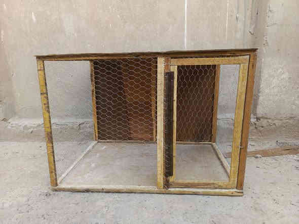 سلام عليكم قفص للبيع سعر 10 مكاني نجف ***********
