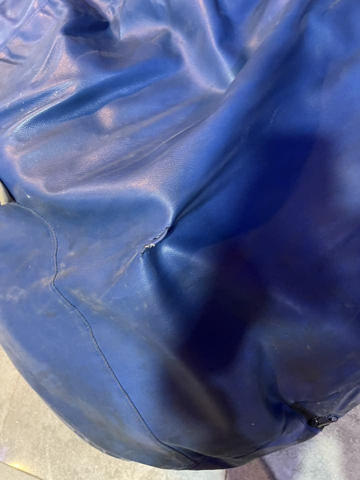 كرات كيمنك للبيع كل وحده ضررها موجود بل صوره السعر تواصل عل واتساب ***********
