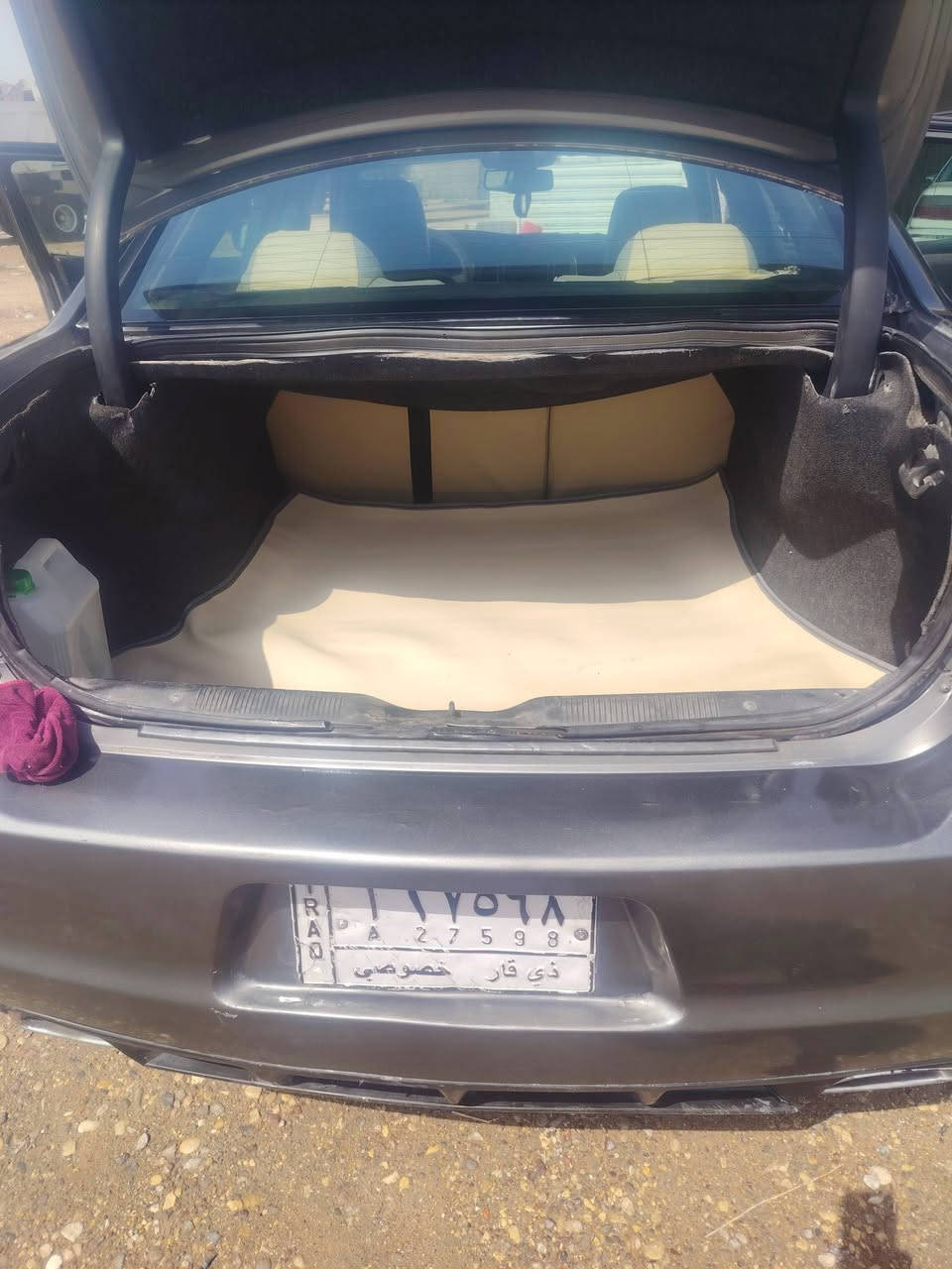 جارجر ٢٠١٢ كندي صبغ عام مكفوله من كلبه وتجيه وعيب الشرعي مكينه وكير صدر تخم تاير ادامه سنويه لغايه ٢٠٣٠ كامله سعرها ١٢٠ وبيها مجال مكانها واسط
***********
