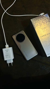 تكنو كامون 40 بريمَير • ٢٥٦ • ملحقات كاملة