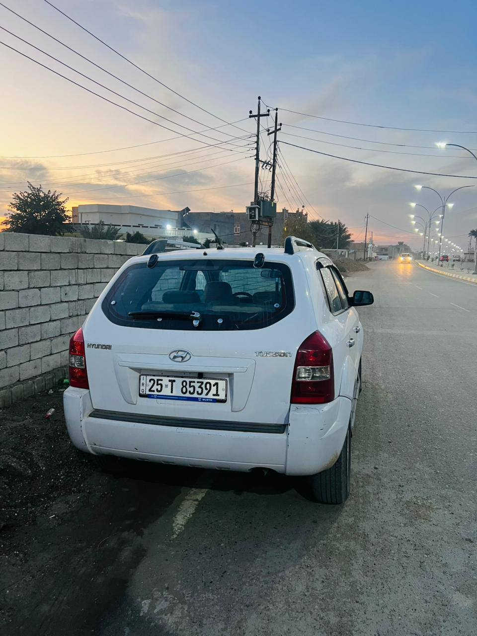 السلام عليكم توسان موديل ٢٠٠٩ خليجي سياره مكفوله كفاله عامه منل صبغ والتعديل سياره رقم كركوك دولي سنويه ٢٩ شرط التحويل والغرامات محرك كير صدر تبريد كلو شرط سياره ماشيه ١٨٠ حقيقي جاهزه من كلشي السعر المطلوب ١١٨ اعتذر منل مراوس والبيع القصط والوعده مكان السياره صلاح الدين العلم اي استفسار الاتصال بل رقم ***********
