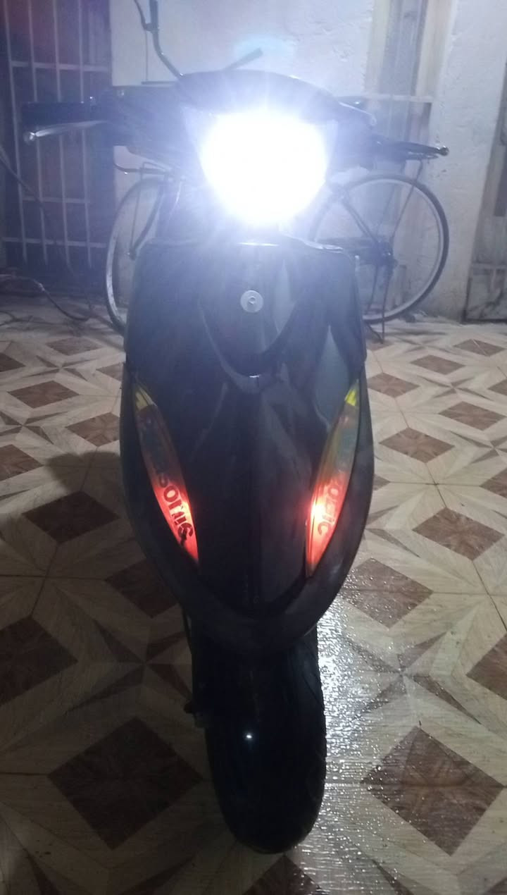 السلام عليكم 
دراجه لبيع ماكس عدل 
مفتوحه مره وحده كلشي بلادي الدراجه خير من الله 
اوراق السعر 650 وبيها مجال***********
