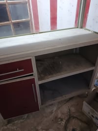 ميز للبيع  السعر خاص 07833720304