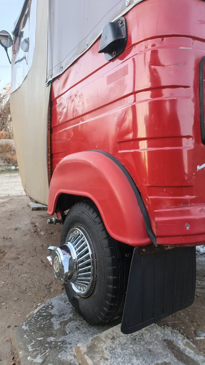 يا الله سلام عليكم تكتك موديل 18مرقمه رقم انكليزي باسمي تحويل ثاني يوم  مكينه. مجفته تجفيت شركه لا تنقيص ولا تبخير وكهربائيات كلها شغاله للستفسار ***********مكاني بغداد الشعله
