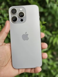 ايفون 15 برو ماكس • ٢٥٦ • بطارية ٩٦٪