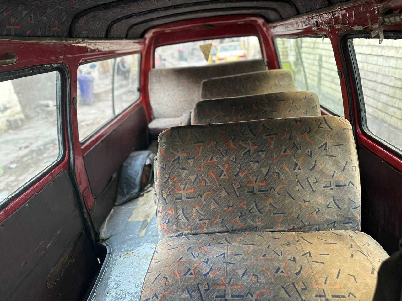 سيارة البيع موديل 1993 مكينه مفتره بيه خانه رايدهة 15ورقه وبيه مجال رقم التواصل ***********
