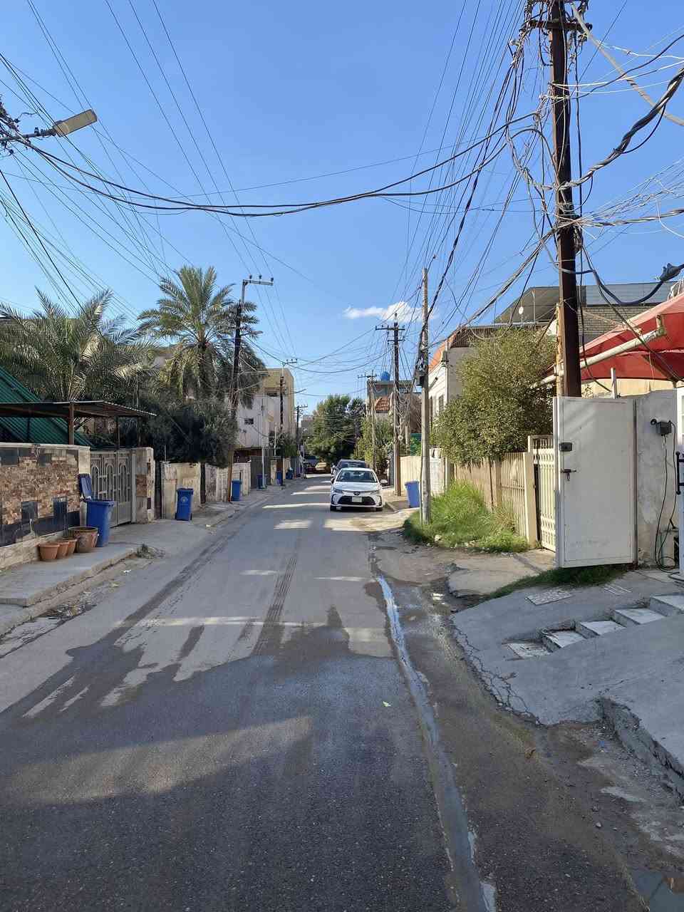 اعلان
السلام عليكم 
قطعة ارض طابو ملك صرف منطقة حي تونس المساحة (149) متر الجبهة (7.47 )سم والنزال(20 )متر قرب جامع القران الكريم
للتواصل(***********) حسين ابو مريم
