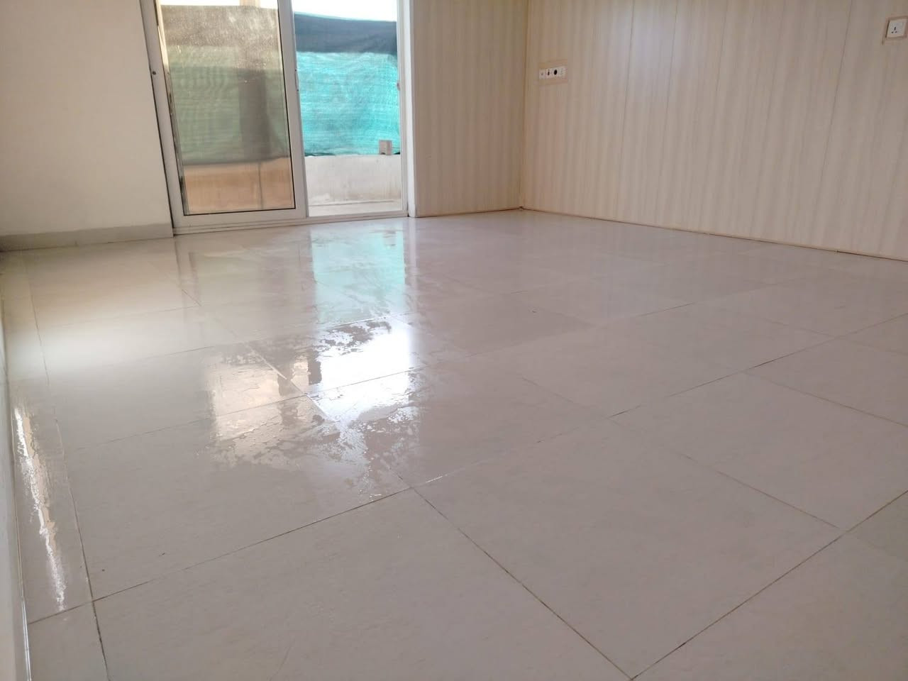 تنضيف تعديل تنزيل بيوت وصب لاش وغسل سيراميك شغل درجه اولى كادر متوفر في كركوك.. خاص مفتوح --للأتصال ***********
