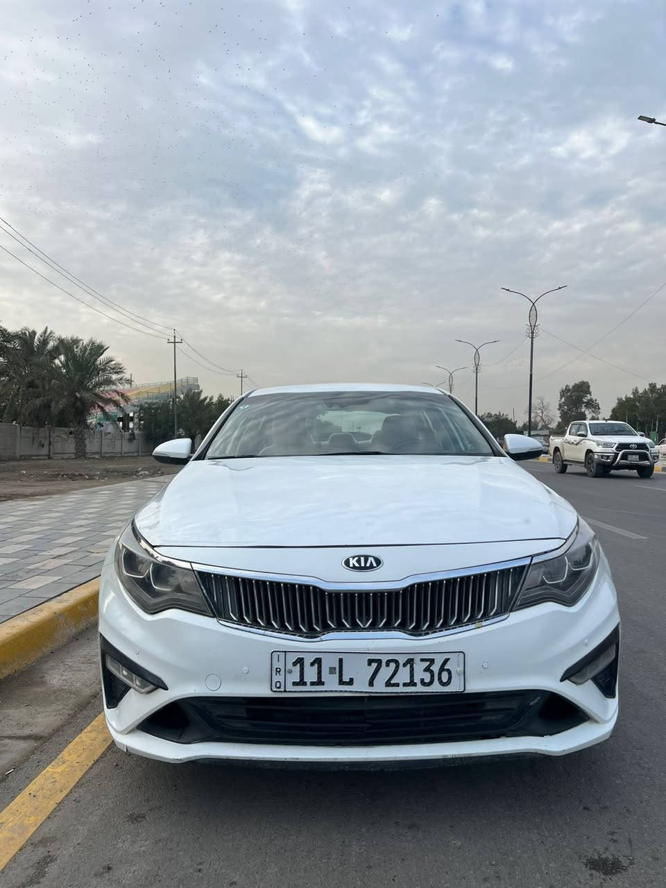 السلام عليكم اوبتما 2019 فول عده البنوراما رقم بغداد انكليزي السعر ( 127$ ) مكانها بغداد ***********
وارد امريكي حادث جاملت خلفي وبابين جهه اليمين الباقي مكفول 
محرك 2400 مكفول مواصفات شاشه جبيره وكامره خلفيه 
داخل جلد ابيض حساسات امامي وخلفي رادارت جانبيه 
سياره جاهزه مابيها نقص تخم تاير جديد صدر جديد تبريد ثلج
