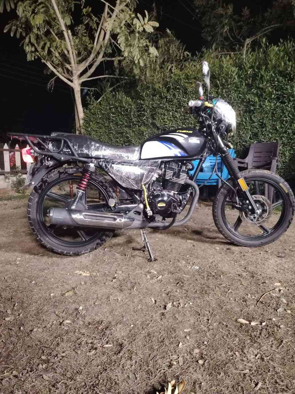 سلام عليكم دراجة نامة ابرو موديل 2025 رقم وسنوية تحويل ثاني يوم كاملة مكملة ناقصة بس جاملغ امامي دراجة نكرة سلف بعدة جديدة مكاني جزيرة السياحية  السعر 2500 تفاصيل اتصل ***********
