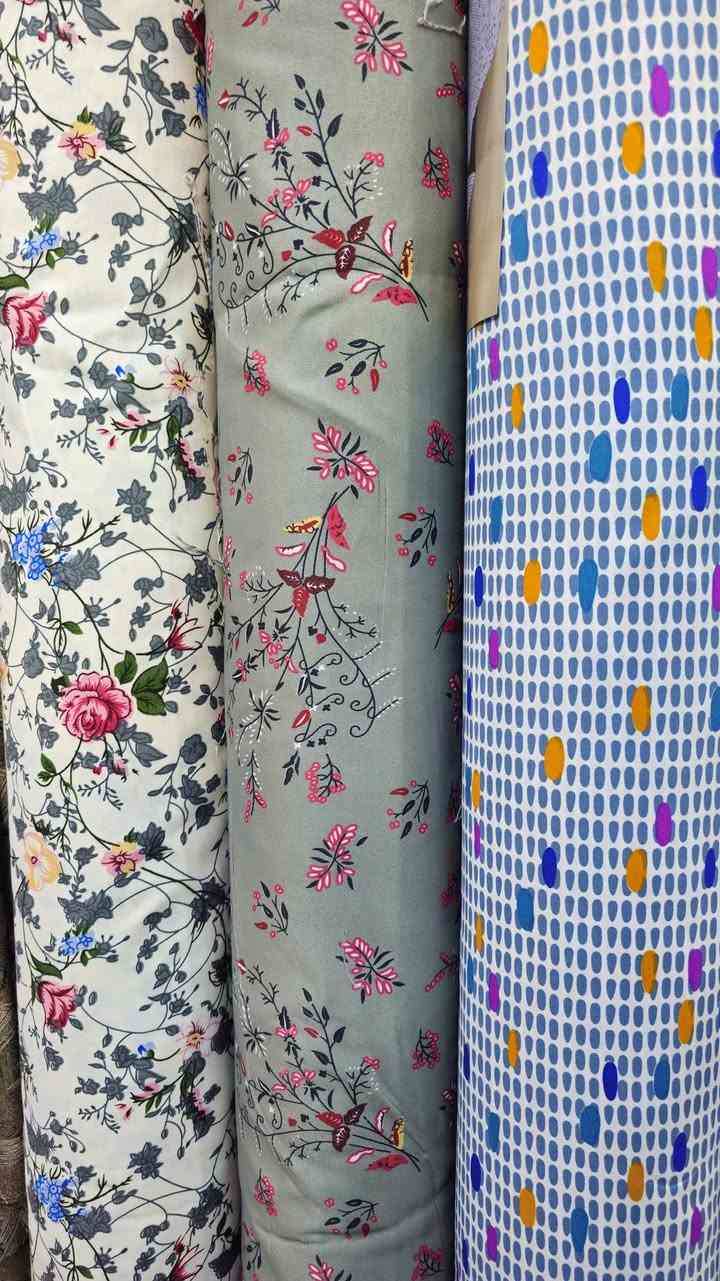 اللهم صل على محمد وال محمد
💥زبائننا الكرام  🆕️🆕️
 يتوفر لدينا همايون موديل الامارتي (زيتي ) قوالب جديدة
سعر المتر (2000)

✨للطلب والاستفسار مراسلة الصفحة او الاتصال✨على الرقم 077‪13077564 
***********
🌟او زيارة موقعنا كربلاء المقدسة/الجمعية مجاور فندق القريشي 💥
(تتوفر خدمة التوصيل )
 #اقمشه #مفروشات #كشمير #فانيله #همايون  #اماراتي #ستريج #لنن #تور #كربلاء_المقدسة #الجمعية #اقمشةالحرمين
