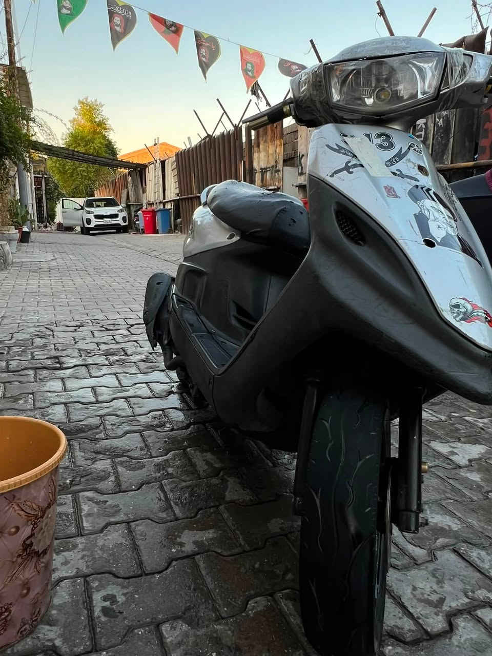 سلام عليكم
دراجه ماكس قجمه ١٢٠ للبيع 

بيها نقص اشاير و سلف بس 

سعر ٣٠٠ وبيها مجال قليل 

مكاني العطيفيه قرب جامع براثا 

رقم ***********

