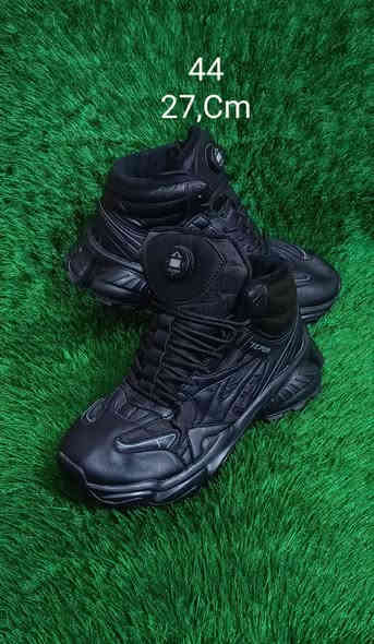 🥾بوت لون اسود فقط 
باله اصلي باله مستخدم قليل 
يحتوي على نظام تدفئه 🥵
يتوفر ..من قياس 40لل44
لمعرفة الاسعار  .راسل الحساب 📱 
يوجد توصيل 🚛 
***********
