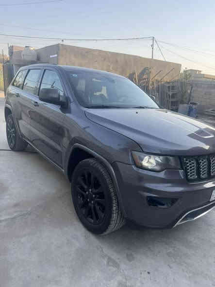 السلام عليكم للـبيع
Jeep Grand Cherokee Laredo L Black Top 2018
السياره  بدون اي قطعه تبديل
صبغ نص البنيد فقط ماشيه 67الف فقط
استفسار واتساب او اتصال ***********
.
المواصفات الأساسية:
• الموديل: Jeep Grand Cherokee
• الفئة: Laredo Black Top بلاك توب
• السنة: 2018
• المحرك: V6 سعة 3.6 لتر
.‎
*رقم بغداد بسمي تحويل مباشر
*شفتات سرعه
*جنطه كهرباء
*رادارات مانع تصادم
*اوتو ستوب خروج عن المسار
*تشغيل عن بعد
*شاشه كبيره لمس
‏‎* رادارات جانبيه خلفيه
‏‎* تحذير النقطة عمياء  .
‏‎* المصابيح الأمامية LED.
‏‎* كشافات الضباب LED.
‏‎* دخول ذكي.
‏‎* بصمة  للدخول الذكي.
‏‎* حساسات خلفية.
السعر المطلوب 220 وبيه مجال عنوانها بغداد المدائن قرب المحكمه
