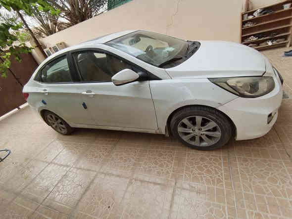 اكسنت موديل 2014 خليجي مكينة 1600 السيارة جاهزة اني ماخذها بيهة حادث مكلوبة ومعمرة مكفولة من كص الشاصي واللغود بس البنيد وباب مامصبوغ كلهة بيهة صبغ رقم اسليمانية بأسمي تحويل بشرط نواقص بسيطة صوندات تدفئة تايرات تخم جديد صدر نص عمر  مكاني ديالى المقدادية شهربان سعرهة ٧٠ ***********
