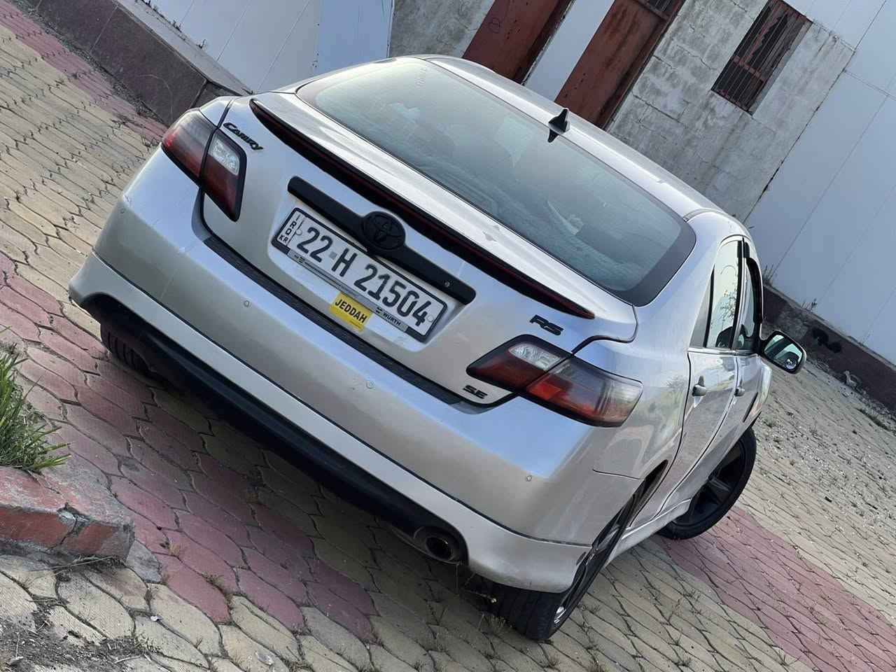 كامرى  ٢٠٠٩  ئةمريكى  
مواسةفات SE
سوكان فؤليؤم 
تةعديل سورعة 
جام كارةباى  هةر ٤  
جام ئؤتؤ
كؤشن جلد  كارةباى عام 
مواسةفات ئةى بى  ئيس 
مواسةسفات بةسمةو  شغال  
رةنگ سلفةر  بئ بؤياخ  بئ دةعم 
سندوق دوگمة 
گيرو مةكينةى بةشةرت  
٤ تايةو  ٤ ويلى تازةى خراوةتة سةر 
شوين سليماني ❤️
*********** كؤرك
