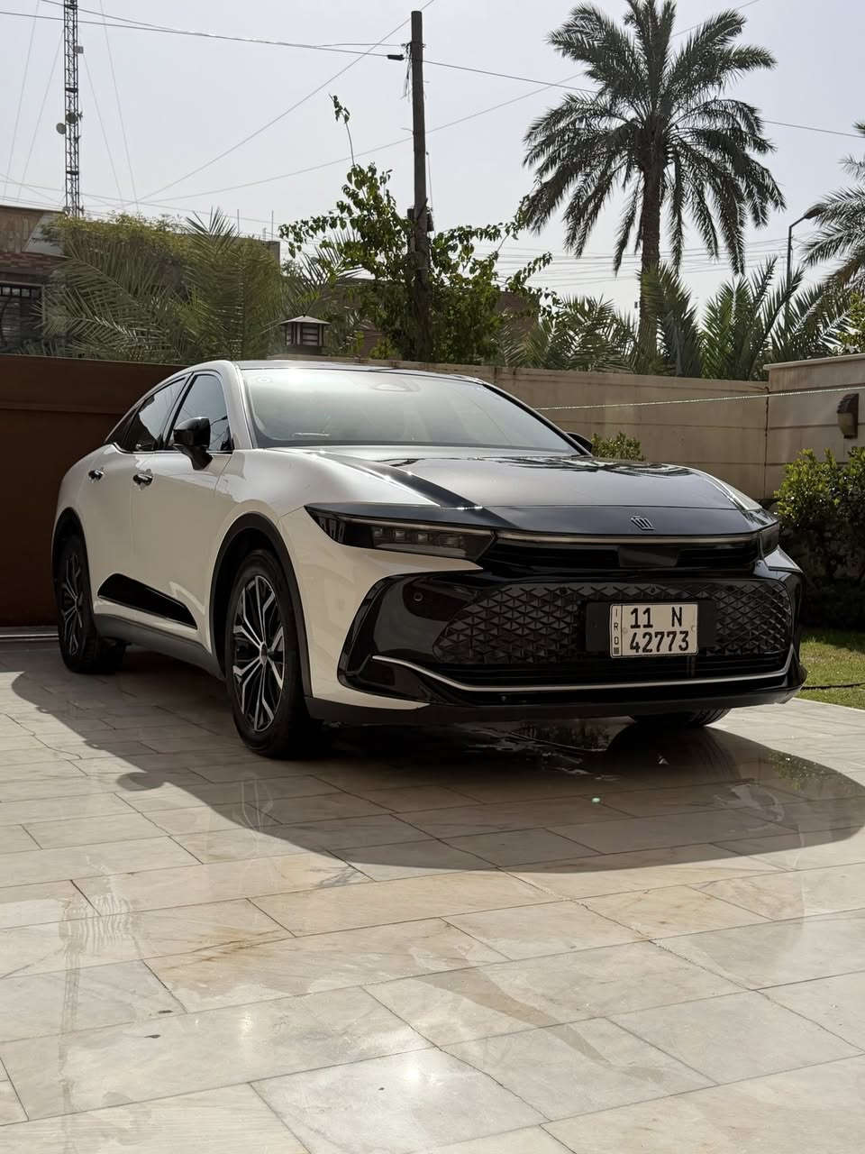 كراون ٢٠٢٣ هايبرد خليجي وكاله عبداللطيف
ماشيه ٢٩ الف كيلو حقيقي فقط
مغلفه ppf بالكامل
كفاله عامه من كلشي جديدة
رقم بغداد الجديد سنويه بسمي تحويل ثاني يوم
لون ابيض و اسود بالسنويه ابيض متغير بلادي
مواصفات بلاتينيوم فول الفول رادارات كامرات ٣٦٠ لايت عدسات خمسه متفاعل مع الطريق تبريد كشنات اوتو هولد و هاندبريك دكمه برده خلفيه كشنات خلفيه كهرباء بصمه اربع ابواب و جنطه فتحه سقف مري اوتو

مكان السيارة زيونه 

رقمي واتساب و اتصال ***********
