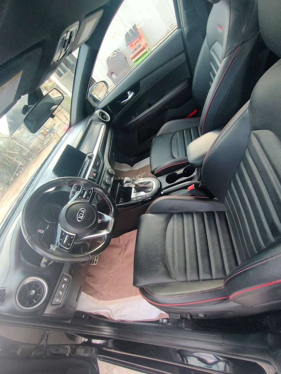 تحية طيبة للجميع 

فورتي GT  2021 

مواصفات الجي تي معروفة فول مواصفات 

حادث تبديل بنيد فقط بدون ارباك حادثة موجود ب المنشور

حره رقم بغداد تحويل مباشر

السعر 138 وبيها مجال بسيط

للاستفسار ***********
***********
