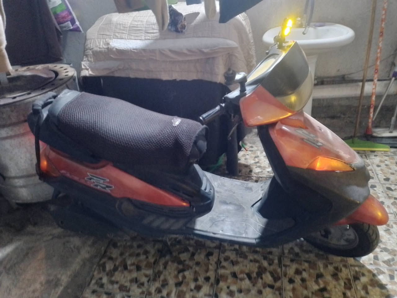 سلام عليكم  موجوده دراجه فراشه نضيفه كلشي شغال سرعه 140 العنوان البياع ليحب يشتري يتفضل خاص  بيع مستعجل


**إذا كنت صاحب هذا الإعلان وتريد حذفه لأي سبب، رجاءا أرسل رسالة إلى الدعم الفني**