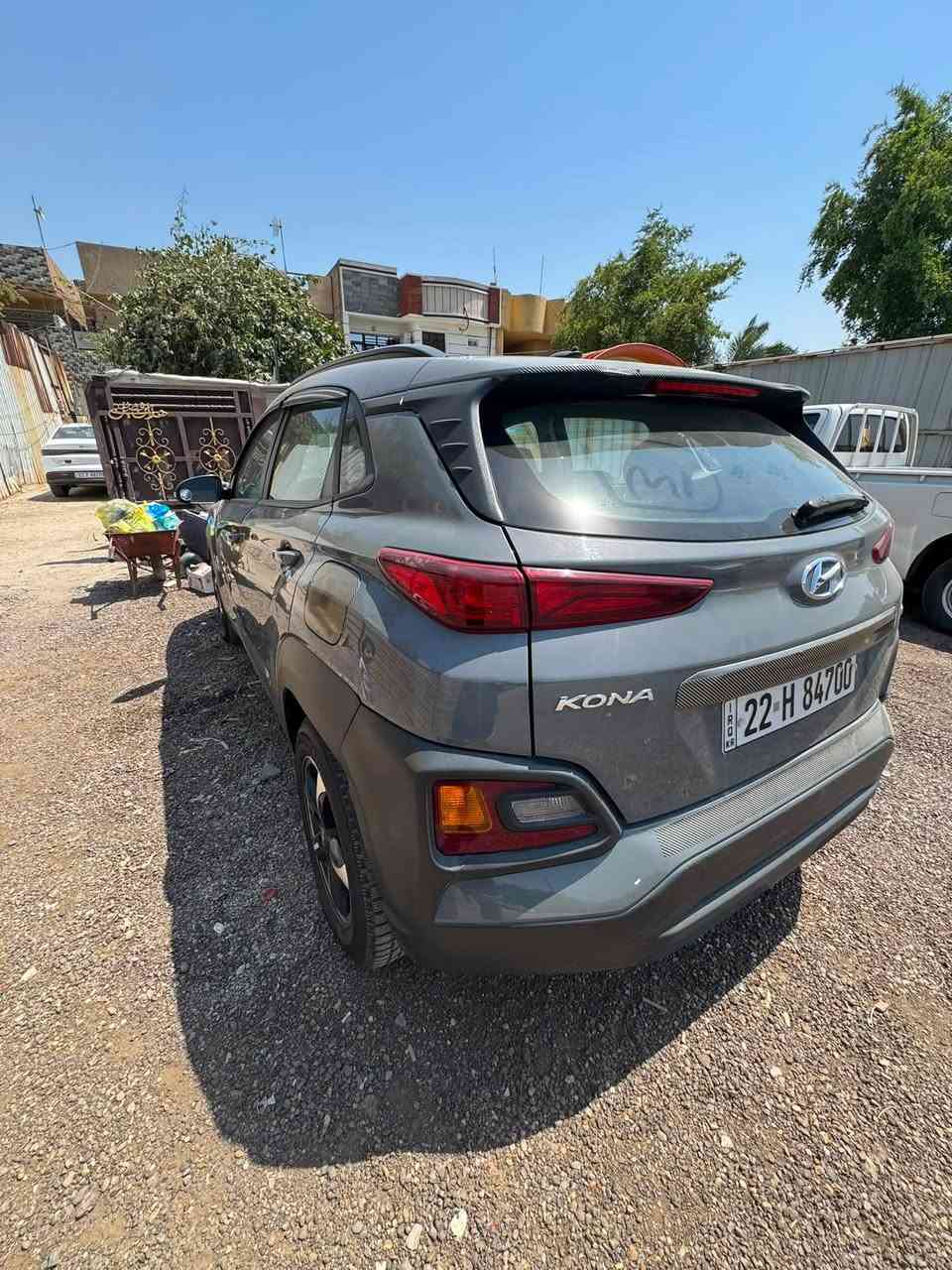 السلام عليكم
كونا 2021 للبيع 
ماشيه 52 الف
حادثها موضح بالصور 
مكينتها مفتوحه
بغداد حي الجهاد ***********
السعر 125
