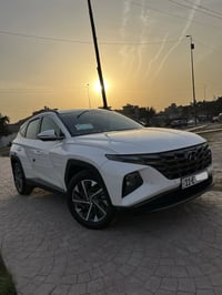 توسان موديل ٢٠٢٤ خليجي مكفولة كفالة عامة محرك ٢٠٠٠ بصمة مرايات كهرباء ...