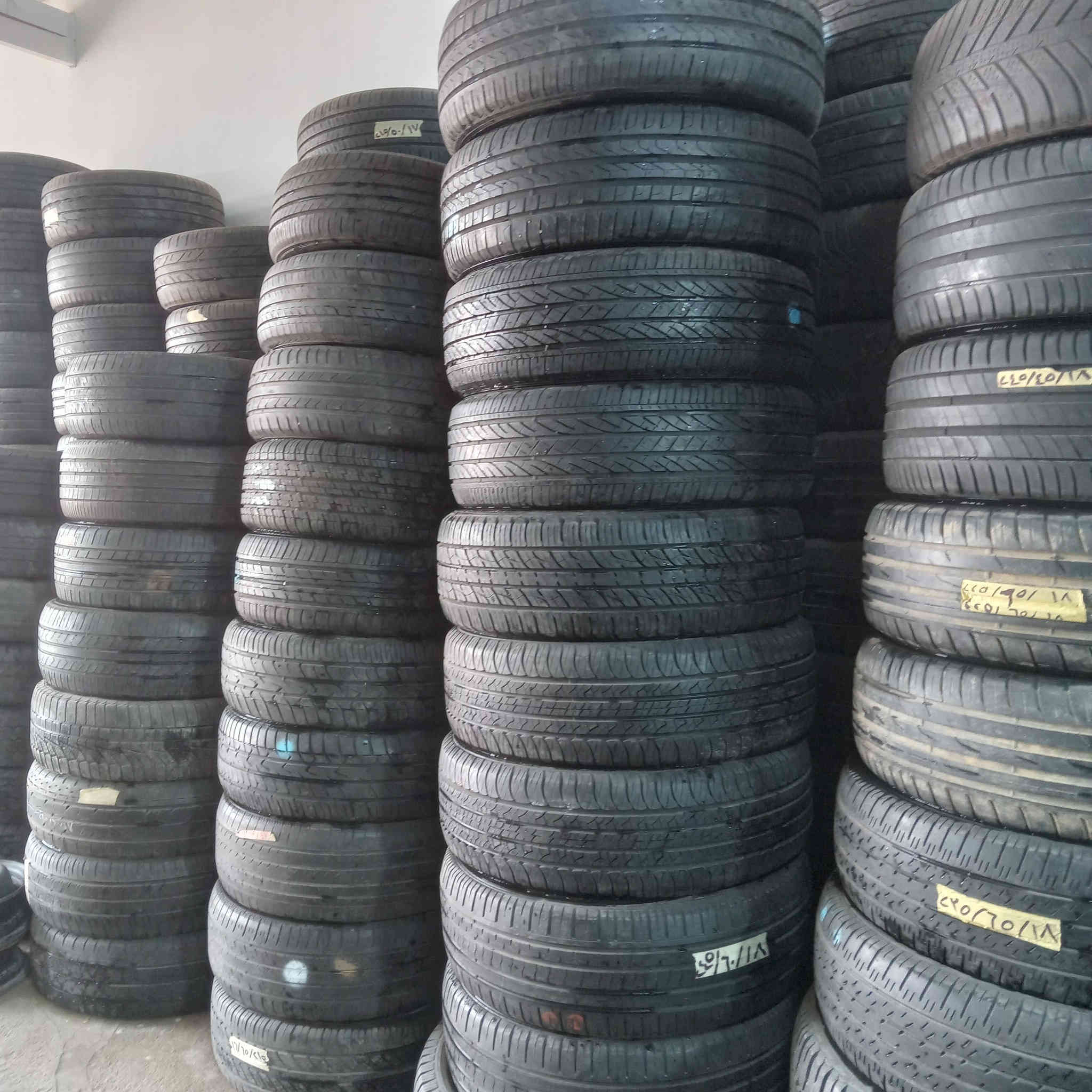 السلام عليكم ورحمة الله وبركاته 
اطارت باله ياباني اخو الجديد متوفره بحجام وقياسات من ١٢الى٢٠ 
متوفره في مجمع السلطان لبيع للاطارات الباله الياباني 
تاهو لاندكروز  سنتافي وسورنتو جارجر جالنجر تو سايز   جميع السيارات متوفره 

توصيل ماعندي  اخوان 

جمله  #ومفرد   باله ياباني درجه اولى اخو الجديد 
 

العنوان 
بغداد التاجي الشارع العام منطقة ابوالجدايدل قرب ملعب التاجيات 

للإتصال 
***********واتساب 
***********
