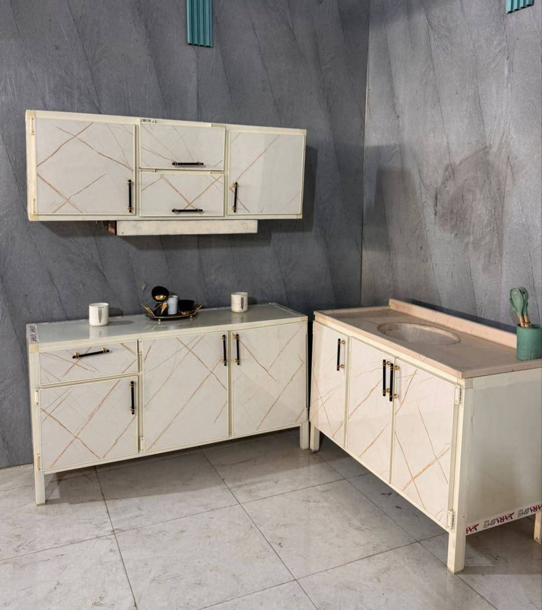 كاونتر 3 قطع قياس محلق وارضي متر ونص وسنك متر و20


**إذا كنت صاحب هذا الإعلان وتريد حذفه لأي سبب، رجاءا أرسل رسالة إلى الدعم الفني**