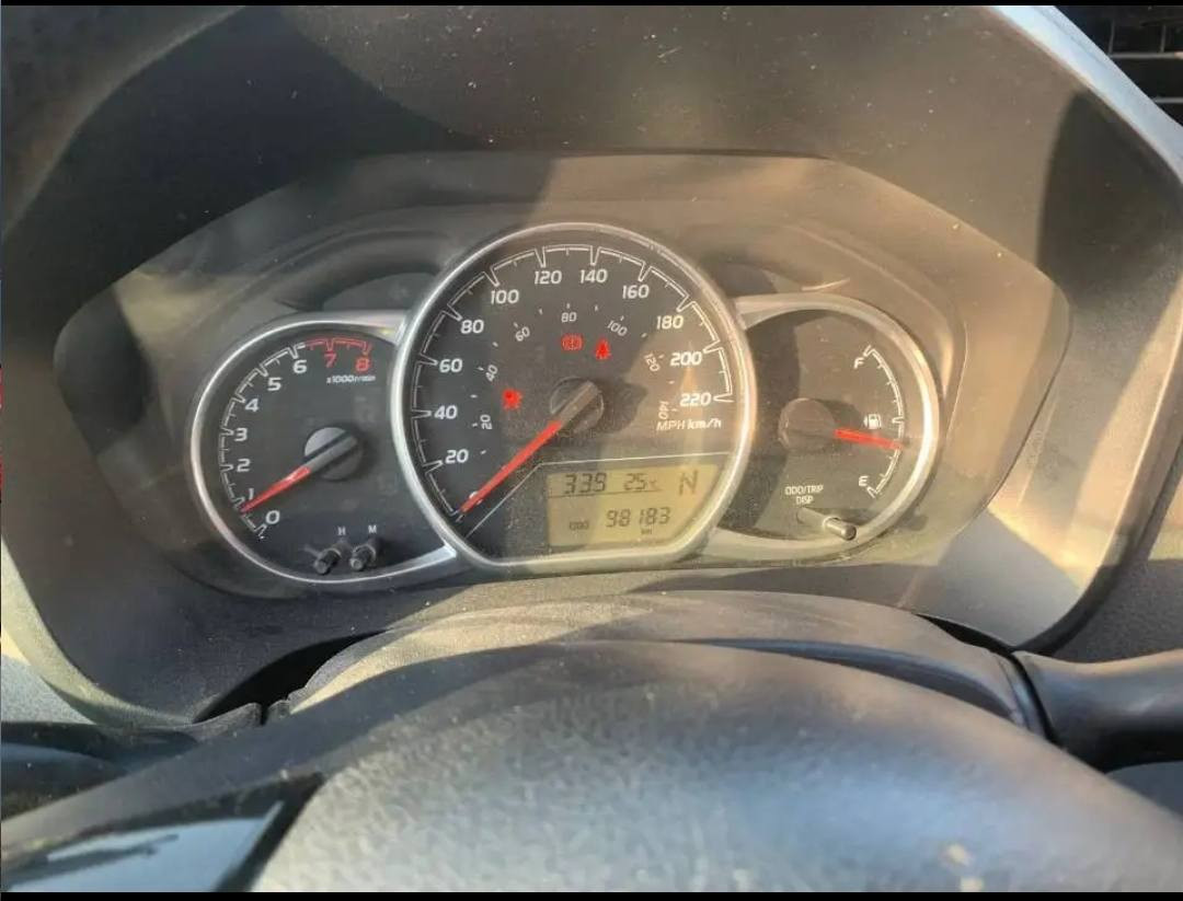 تۆیۆتا یارس 2019 LE
چوار جام کارەبای
کوشین هیتەر
کامێرە 
شاشە گەورە
راداری پێشی و خەتی جادەی
عەساسی دواوە
تەعدیل سورعە
زۆر مواسەفاتی دی تێدایە 
سەیارەکە زۆر پاکە بێ کێشەیە
بەشەرتی غەرامە 
سەیارەکە 98هەزار کیلۆمەتر ڕۆشتوە
یەک چاملغی لای سایەق سبوغە بێ داخلی 
شوێن هەولێر
ژمارە مۆبایل *********** وەتس ئەپی لەسەرە
نرخ١١٤  مەجالەکی کەمی تێدایە أربيل, العراق
