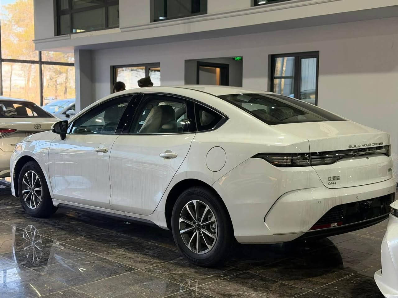 BYD DESTRO.   2025 0km ☄️
سپی 💥رەش 💥نەوتی 
بی وای دی دیسترۆیەر سفر پێنج
سێ  شێوازی لێخوڕین
هایبرێد + بەنزین + ئیڤی واتا فول کارەبایی 
تەنکییەک ٤٥ لیترە و بەشی هەزار و ١٠٠ کم ڕۆشتن دەکات
٢٠٢٥
سفر کم
کاتی نەشکاو (٣ مانگ کاتی 
) 
بە شەرتی سۆنەر

***********
#HALWEST #CARS
