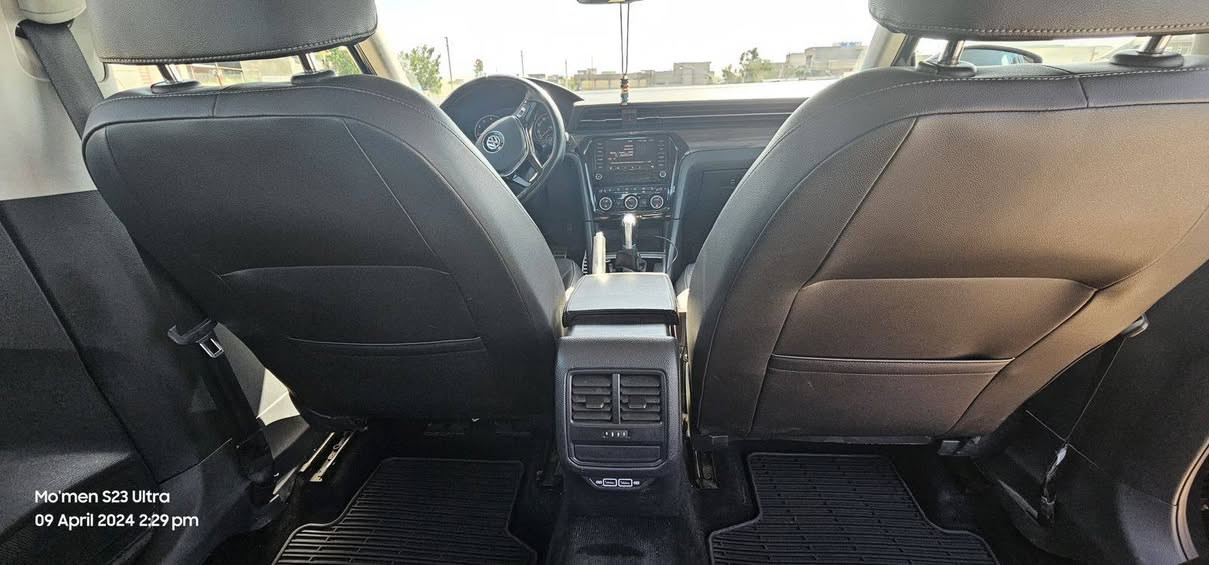 فولكس واكن باسات R-Line — موديل 2020

رقم الشاصي: 1VWMA7A31LC015848
المحرك: 2.0L تيربو (4 سلندر) 🚀
الممشى:  KM 100,000
السعر: 135 (مجال بسيط) ✅👌
فول مواصفات 1/1 🎖️

✨ المواصفات والإضافات:

فتحة سقف سلايد
أبواب بصمة + تشغيل بصمة (دخول ذكي)
تشغيل عن بعد
كاميرا
صندوق بصمة
رادار أمامي (تحديد المسار)
رادار جانبي (النقاط العمياء)
رادار خلفي (التحذير من الاصطدام)
كشنات جلد كهربائية مع هيتر
حساس مطر/حساس لايت اوتو
تحكم بالستيرن
تبريد مركزي + مناخ جهتين
لايتات ليد زينون
تيل لايت LED
ويل كروم ١٩ إنج
مكان السيارة اربيل
***********
