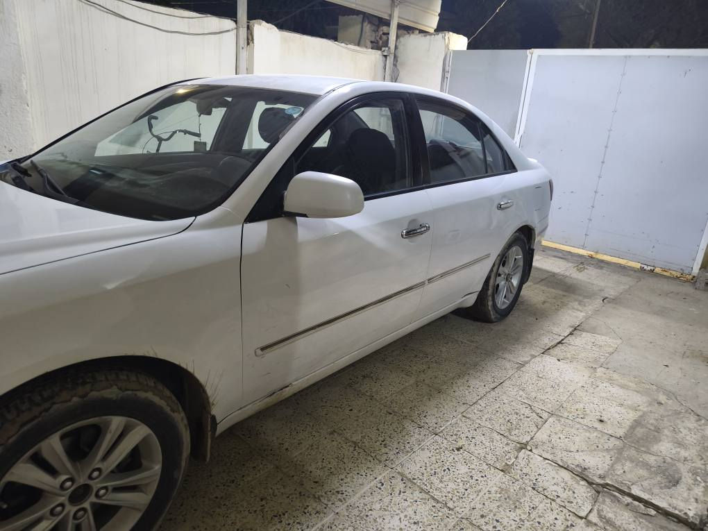 سوناتا 2009 خليجي رقم دهوك باسمي 
السيارة بحالة ممتازة نضيفة من كلشي صدر جديد تايرات جدد
السيارة استعمال خفيف كلش اي استفسار اتصال على الرقم 
*********** سامراء, صلاح الدين
