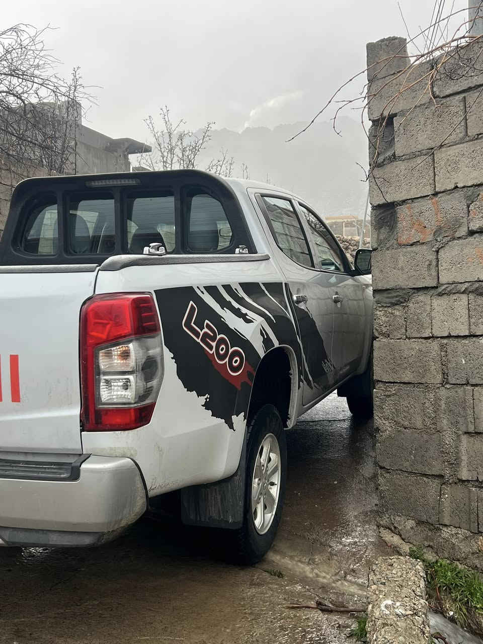 بۆ پەیوەندی/***********
قەزافی ٢٠٢٠
بێ بۆیاج
بێ تعدیل
گێڕ و مەکینە بە شەرت
زۆر توند و تۆلە
هیچ مەسرەفی نیە
بەشەرتی تحویل
نرخی:١٨٠$ و معاملە
