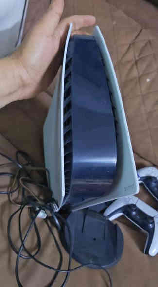 للبيع بلي 5 فات نظيف غير مفتوح جوستكين اصليات ويوبي اس وياه لعبتين للتواصل ***********
