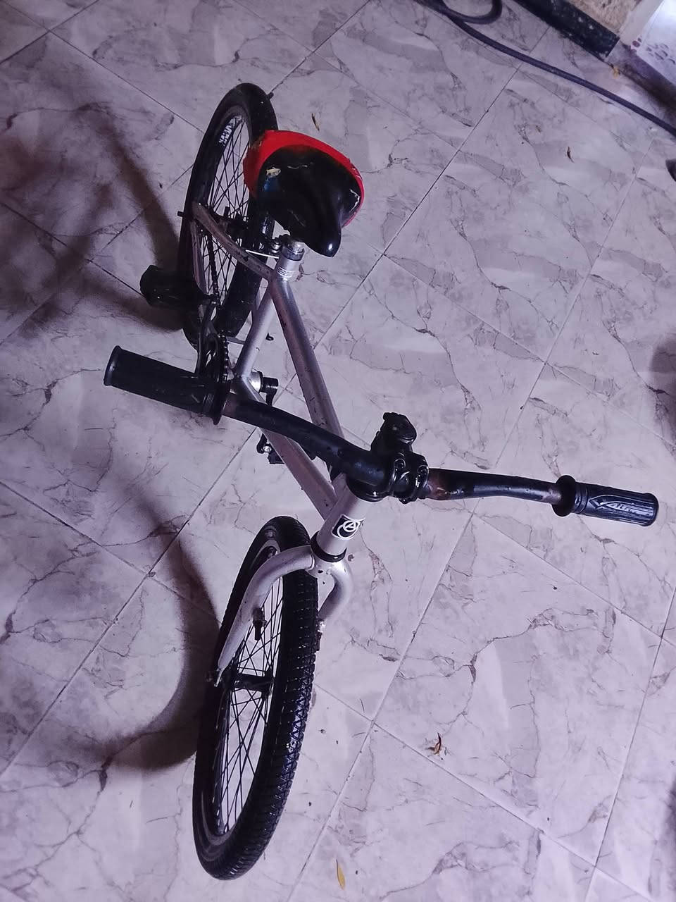 بايسكل رياضي نظيف حجم 16سعره ب40بي مجال قليل


**إذا كنت صاحب هذا الإعلان وتريد حذفه لأي سبب، رجاءا أرسل رسالة إلى الدعم الفني**