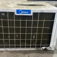 مكيف ميديا • ٢ طن • نظيف