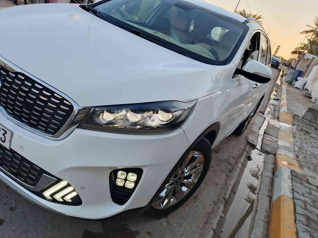 سورنتو 2018 خليجي شكل ال 20
رقم بغداد انكليزي باسمي امداور ثاني يوم
مكينه 6 سلندر 
تخم تاير جديد
كشن عدد 2 كهرباء
تبريد 3قطع
بصمة عدد 2
كتلوك تفاصيل السيارة 2
لايت زنون الاصلي 
مري شفط
جنطه كهرباء 
شاشه كبيره 
ويل كروم
ماشية 144
سياره بيهه جاملق الامام مفتوح على مود الدعامية مكعديهه ومرجعيهه بس بالسونار شكو شي بالسيارة مفتوح يكول مبدل مايكول مفتوح وبس والسونار موضح بية كلشي #السيارة نظيفة بمعنة الكلمة انظف من الصورة 
مكينه گير حداديه كلها مكفولة 
رقم ***********
السعر 240
العنوان // واسط
