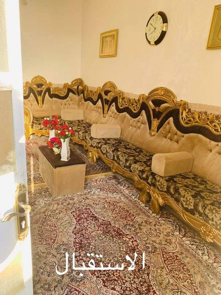 بيت 100 متر طابقين حي المجتبى طابو صرف بناء طابوك مسلح شارع 10 متر خلف أسواق الكفيل ثالث بيت عن الشارع العام للبيع فقط للتفاصيل أكثر الاتصال على الرقم *********** متواجد واتساب
السعر 200 وبي مجال بعد المعاينة مع صاحب الدار
تفاصيل البيت
استقبال صالة مطبخ غرفه صحيات داخليه وخارجية الطابق 2 غرف صاله صحيات سطح جاهز للسكن موضح بالصور
