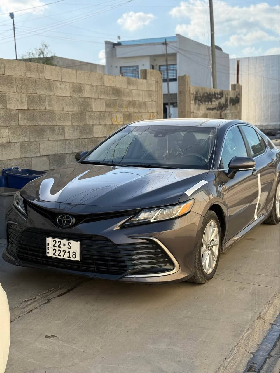 كامري 2023 
مواصفات le
بصمة 
كشن كهربائي 
رادار 
تحديد مسار
الضرر 3 قطع
جامرلغين خلفي و باب خلفي طرف سكن بدون دواخل
الرقم الهاتف/ *********** كركوك, العراق
