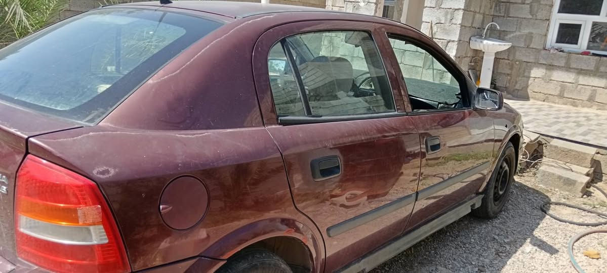 السلام عليكم.. اوبل استرا.. موديل 2002.. السياره مال مزاد.. معاملته واصله لنص.. تترقم صلاح الدين.. السعر (20)ورقه.. اوبيه مجال.. للاستفسار.. الأتصال على الرقم (***********) عنواني كركوك /الحويجه
