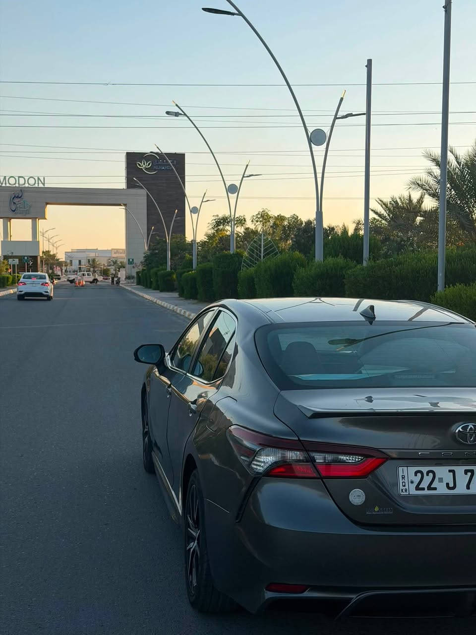 السلام عليكم الحلال للبيع
تيويوتا كامري (وارد امريكي ) 2021 SE 

رقم اربيل جديد انكليزي بسمي شرط التحويل و الغرامات 
 
بجم كبس 

ضرر السيارة : باب السايق والخلفه و الجامغلين الخلفيات فقط 

السيارة ماشية 100 الف ميل 

السيارة مال بيت ما ناقصها اي شي شغل واطلع و كفالة كير ومحرك و التحويل اضافة الى مواصفاتها معروفة كامرة حساسات مثب مسار اشارة بالمري وهاي المواصفات المعروفة 

📍موقع السيارة : صلاح الدين-تكريت-القادسية

السعر 155 وبيها مجال 

للاستفسار : 

☎️ ***********
☎️***********
