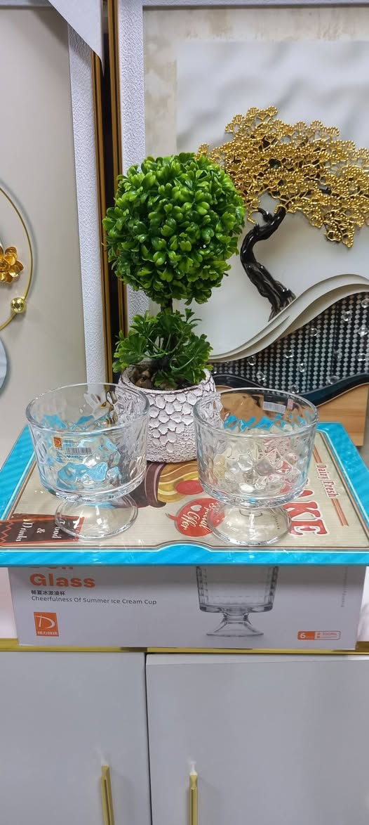 مساء الخير أصدقائي ومتابعين واهلا وسهلا بكم في معرضكم معرض انوار الزهراء مسيب شارع البلديه مجاور ازياء جمانه هناك خدمه توصيل  واتساب للحجز والاستفسار مراسلة ***********
