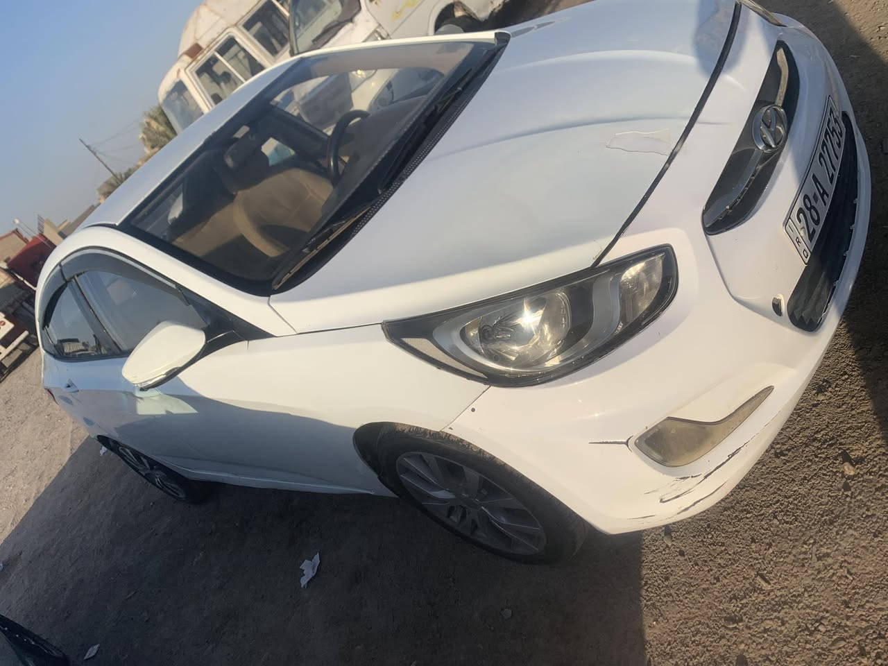للبيع والمرأوس اكسنت 
محرك1600 / 2012 
رقم نجف انكليزي  
ب ٧٥ وبيها مجال لشراي … ***********
مكان السياره بابل الكفل
