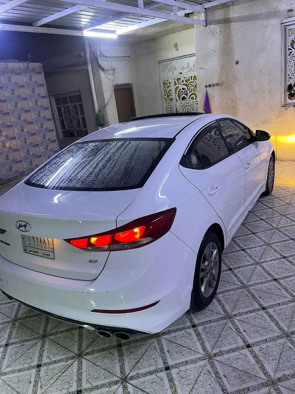 سلام عليكم للبيع النترا موديل 2017 وارد خليجي كفاله عامه كفاله من الضربه والتبديل والصبغ  والفتح محرك 2000دوش ما مفتوح محرك كير تبريد حداديه كفاله  ماشيه 70 رقم ميسان مشروع وطني سنويه مجدده 2029باسم جاري تحويل بلبصره فول مواصفات سياره سعر 135مجال كلش قليل بدون احراج ***********/عنوان بصره قضاء الهارثه
