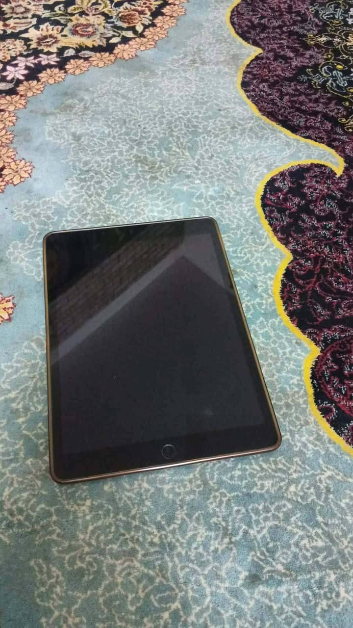 السلام عليكم ايباد 9 ذاكرة 256 بطاريه 95 ملحقاته كامله تجي تفحص بأيدك عنواني ديوانية شافعيه رقمي *********** السعر 370
