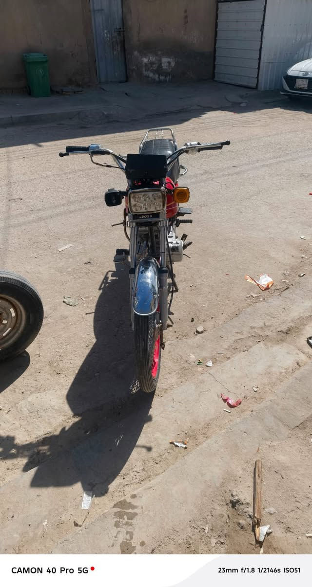 السلام عليكم دراجه للبيع ما مفتوحه نضيفه ومكفوله من كلشي أوراق اصولي رقم ابو دراجه *********** مكاني ناصريه مركز
