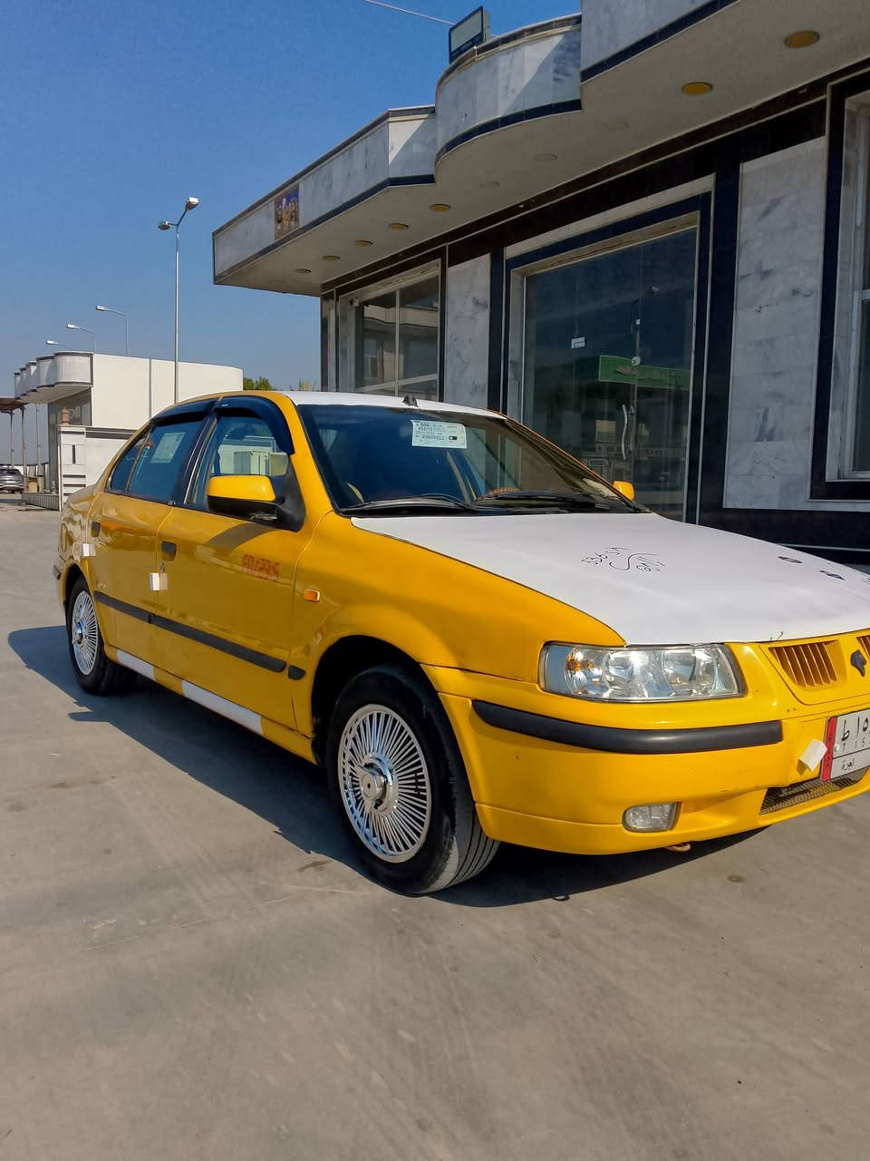 السلام عليكم سمند 2010رقم بغداد مصفره هيئه وغرامات سنويه ل27 كير ومكينه بجيس لا تنقيص ولا بخار تخم تاير حداديه جديده كهربائيات كلها شغاله شاشه وسستم صوت هورن بوش سياره جاهزه لشارع كبل متصرف عليها ربع ترايها كلش حلو وناعمه
السعر 27وبيها مجال  
مكان سياره واسط صويره
‏‪***********‬‏
‏‪***********‬‏
