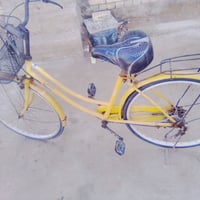 بايسكل طبه بناتي للبيع او مراوس بل لابتوب زين  تايرات جديده  چوابه جدي...