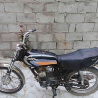 دراجه للبيع حلوة مال شغل عوزها بس كحكات مال صولنصا السعر خاص الرقم0781...