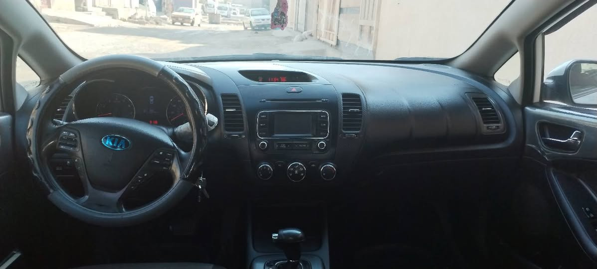 السلام عليكم فورتي ١٤ وارد امريكي نص فول رقم بغداد باسمي تحويل ثاني يوم محرك ١٨٠٠ جي دي اي وجاملغات والبنيد مبدلات نفس لون وباقي جاهزه رقمي *********** يوجد واتساب السعر ١٠٥ مكان جميله
